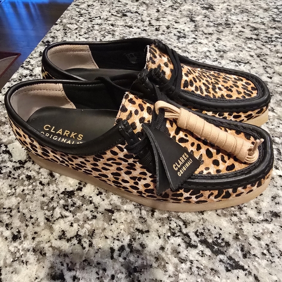 RARE Clarks Pony Fur Leopard Print Wallabees SZ9 - Picture 16 of 16